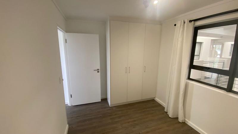 To Let 2 Bedroom Property for Rent in Zonnebloem Western Cape